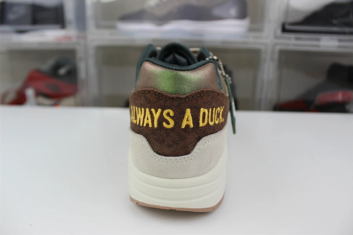 Affordable Nike Air Max 1 '87 Luxe University of Oregon PE 2024 A Leather 1721