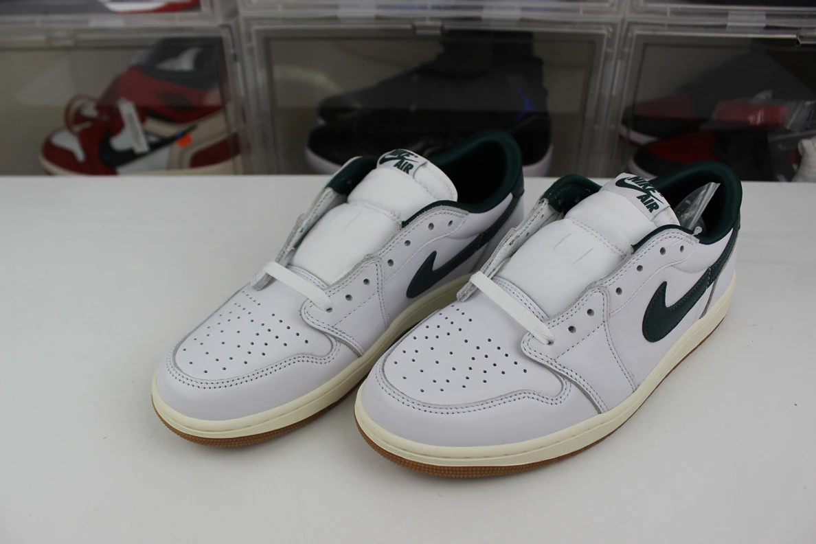 Air Jordan 1 Low OG WMNS “Oxidized Green” Popular 573