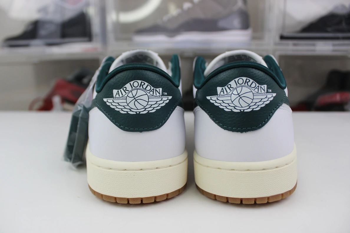 Air Jordan 1 Low OG WMNS “Oxidized Green” Popular 573