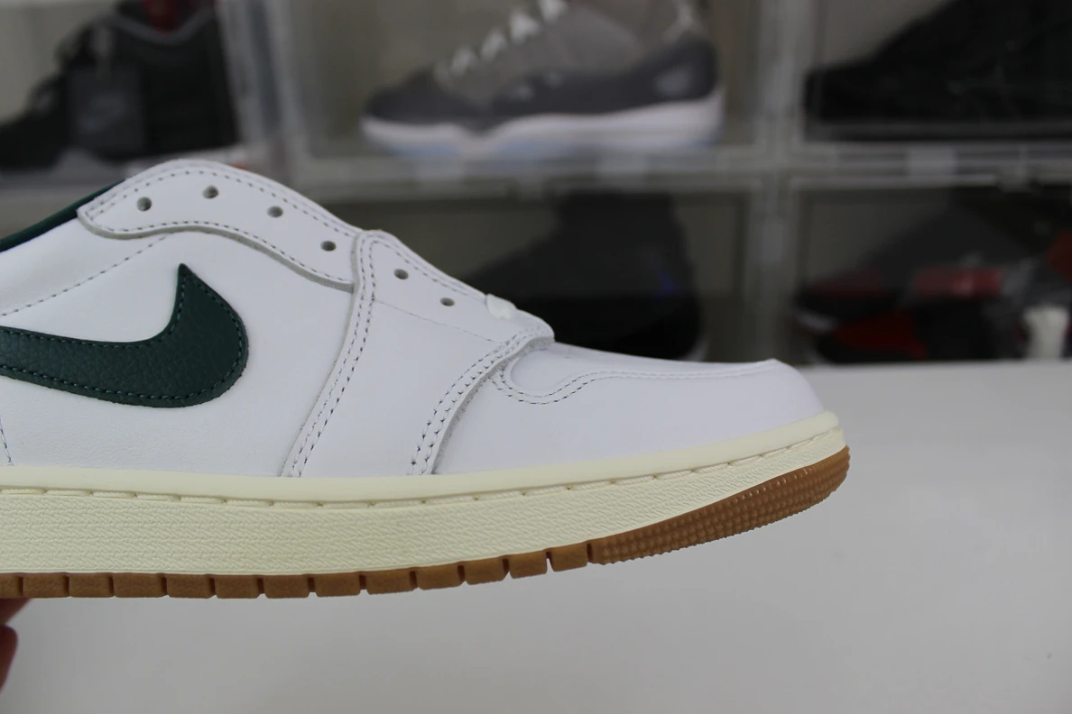 Air Jordan 1 Low OG WMNS “Oxidized Green” Popular 573