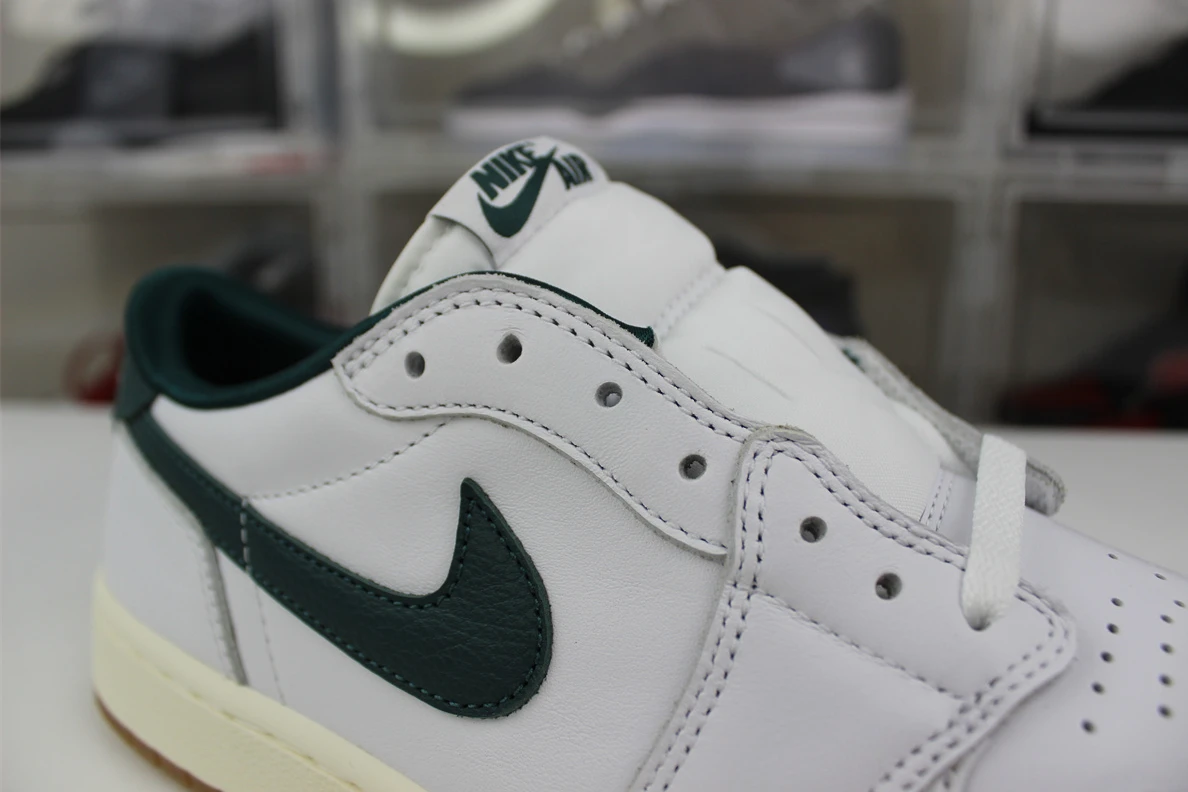 Air Jordan 1 Low OG WMNS “Oxidized Green” Popular 573
