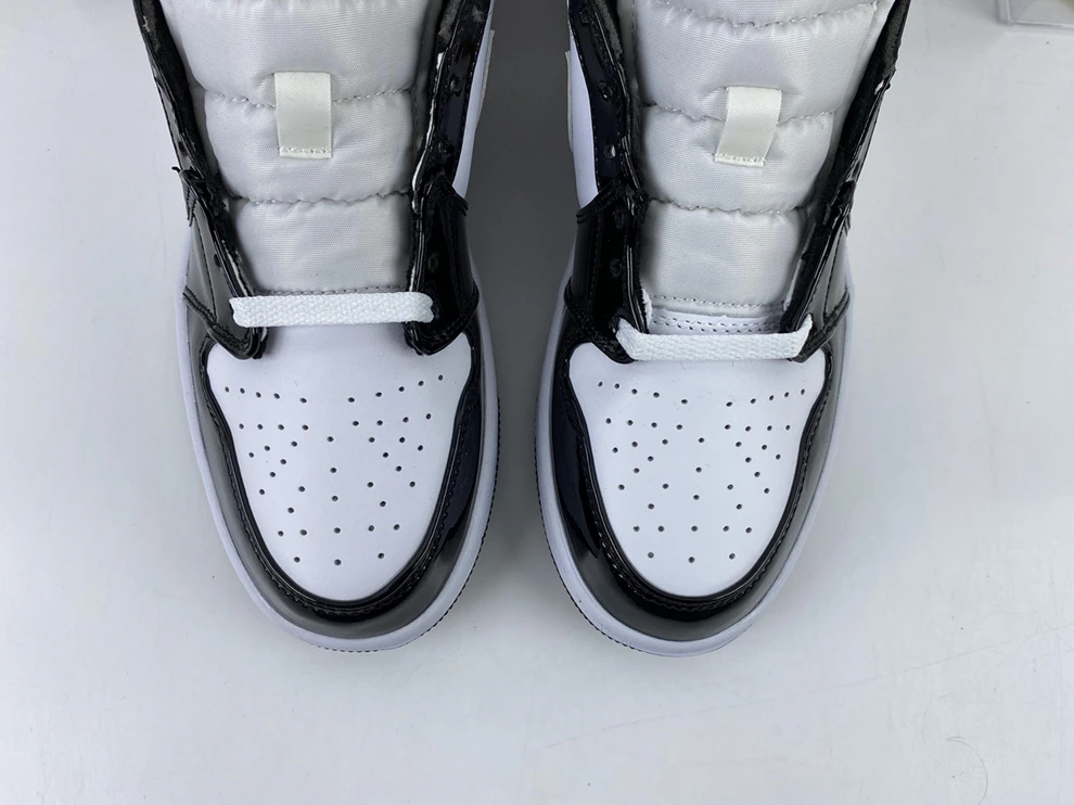 Air Jordan 1 Mid Metallic Gold White NewStyle 580