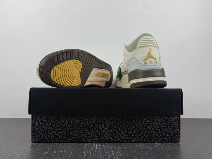 Air Jordan 3 DX6660-800 Affordable 724