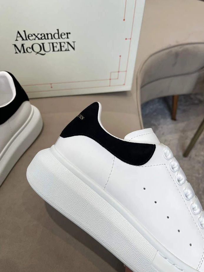 Alexander McQueen Oversized EasyMatch 1339