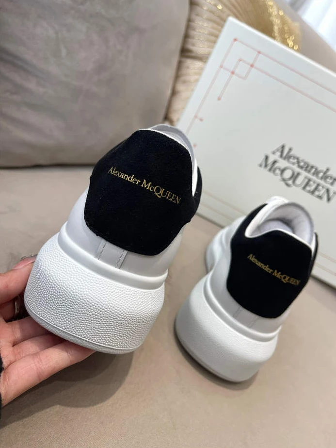 Alexander McQueen Oversized EasyMatch 1339