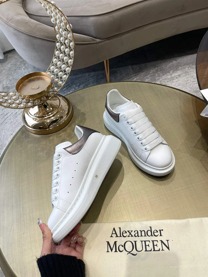 Alexander McQueen Oversized SportInspired 1313