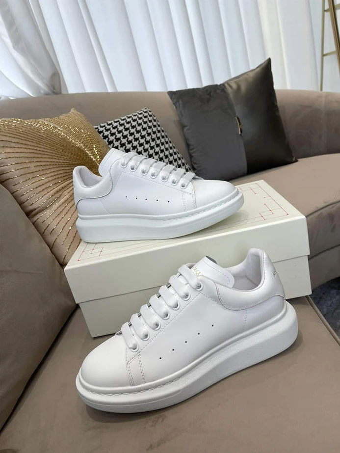 Alexander McQueen Oversized StreetReady 1320