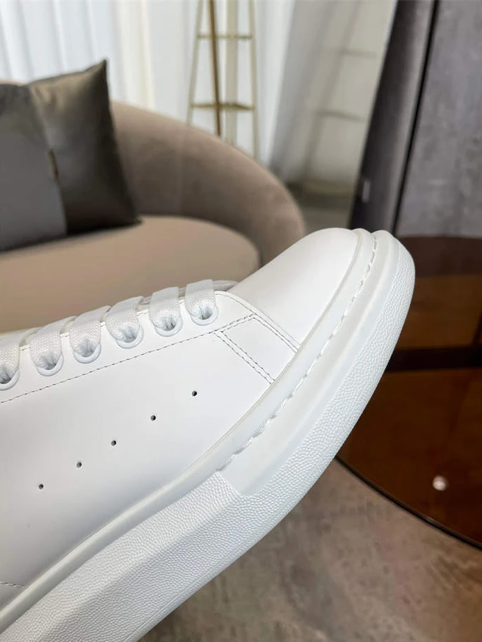 Alexander McQueen Oversized StreetReady 1320