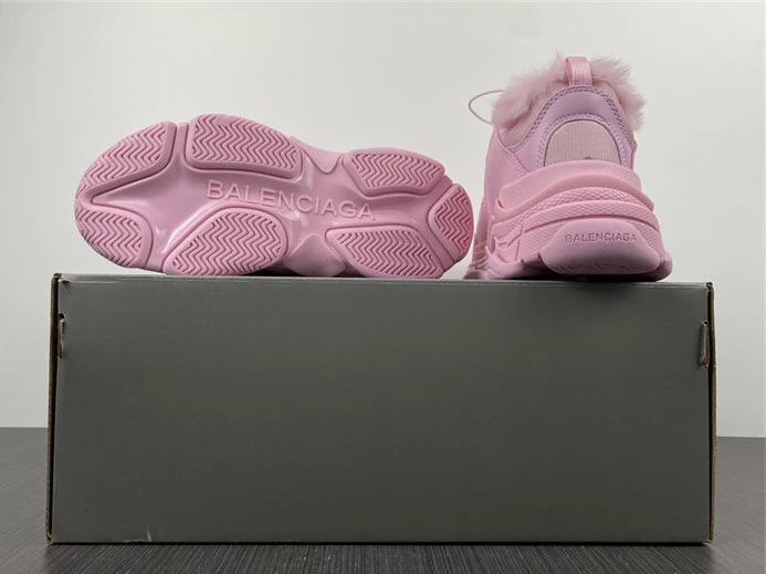 AllSeason 1339 BLCG Triple S Fake Fur Pink  668562 W3CQ5 3361