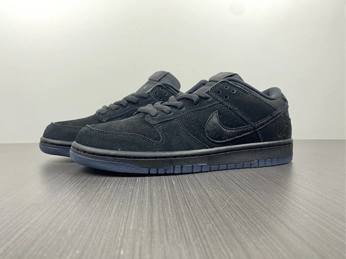 AllSeason 3393 Nike Dunk Low SP Undefeated 5 On It Black DO9329- 1883