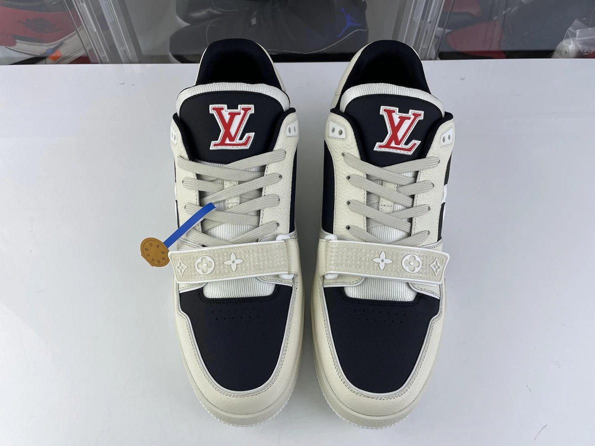 AllSeason 4790 Louis Vuitton Cream white Black Trainer Sneaker Virgil abloh 154