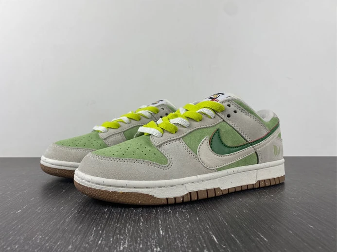 AllSeason Nike Dunk Low SE 85 Double Swoosh DO9457-100X 1826