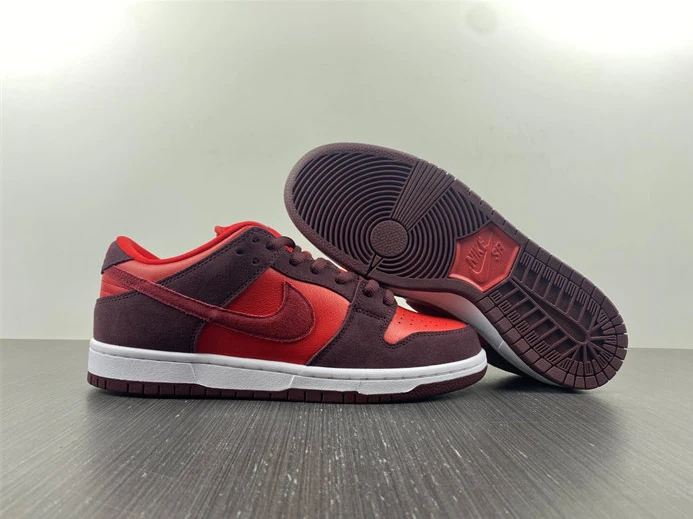 AllSeason Nike SB Dunk Low Cherry DM0807-600 1919
