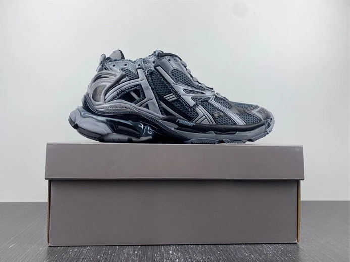 BALENCIAGA -Runner 677403 W3RBR 1515 EasyMatch 3312
