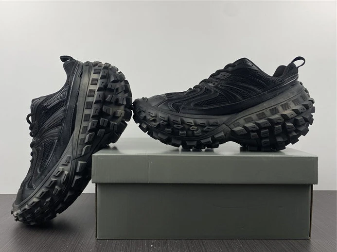 BLCG DEFENDER BLACK  685613 W2RA6 1000 DailyWear 3465