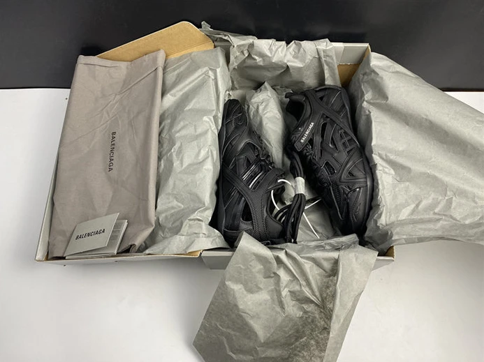 BLCG Drive Black  624343 W2FN1 1000 UrbanStyle 3510