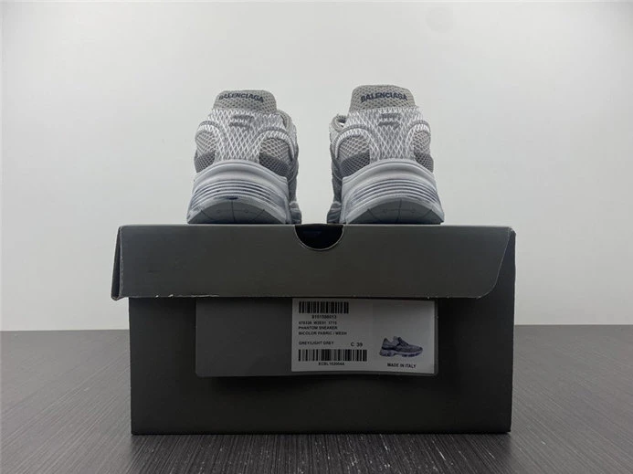 BLCG PHANTOM SNEAKER 679339 W2E91 1715 WellDesigned 3466
