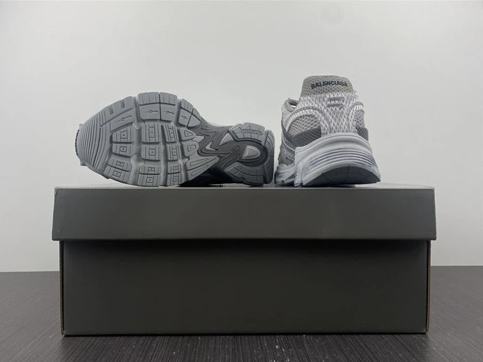 BLCG PHANTOM SNEAKER 679339 W2E91 1715 WellDesigned 3466