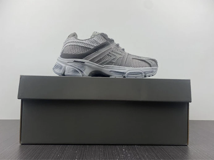 BLCG PHANTOM SNEAKER 679339 W2E91 1715 WellDesigned 3466