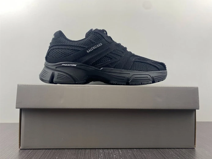 BLCG Phantom Black  678869 W2E92 1000 AllSeason 3380