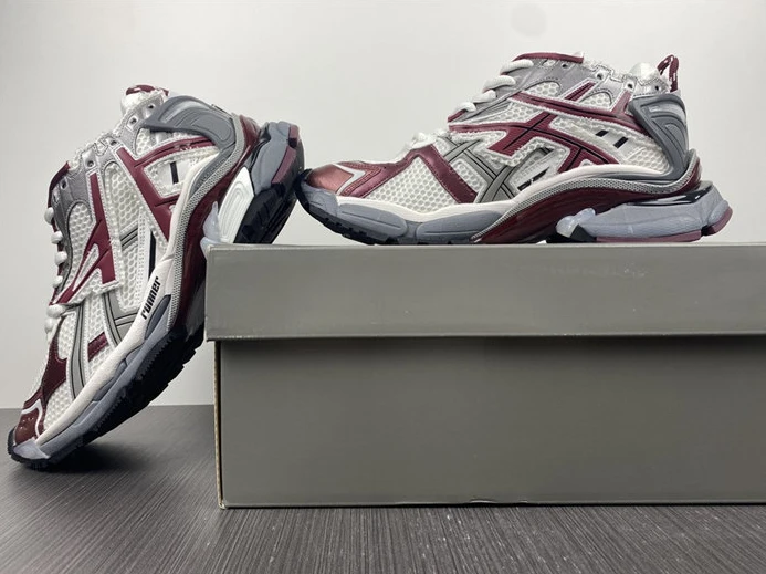 BLCG Runner Burgundy  677402 W3RB3 9069 DailyWear 3449