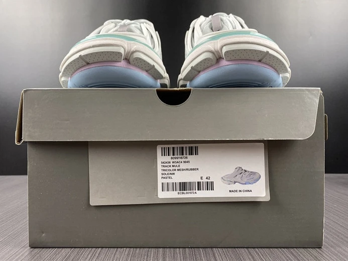 BLCG TRACK SLIPPER 542436 W3AC4 9045 StreetReady 3428