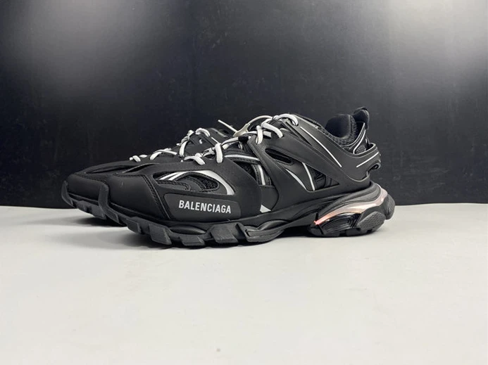 BLCG TRACK SNEAKER 542023 W1GB1 2045 Fashionable 3524