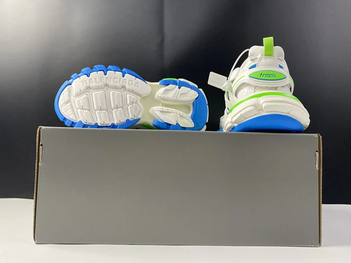 BLCG TRACK SNEAKER 542436 W2BC3 0285 TopPick 3520