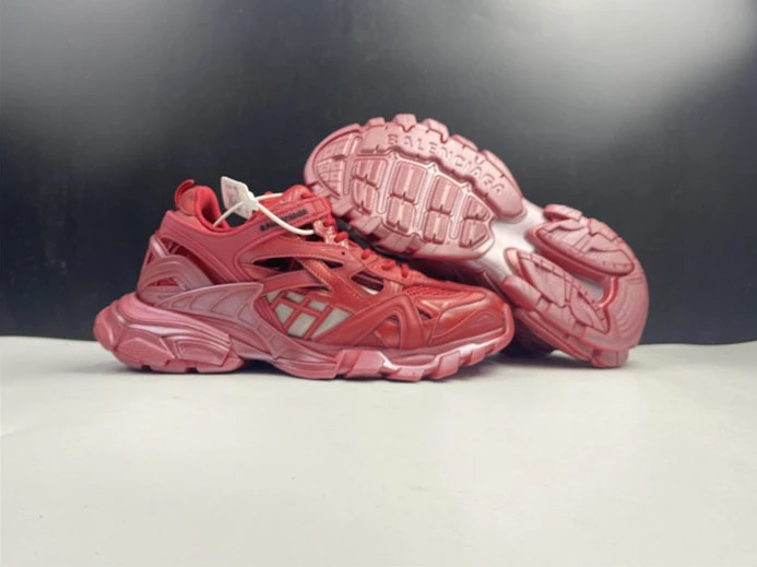 BLCG TRACK SNEAKER 570391 W2GN3 2029 Popular 3512