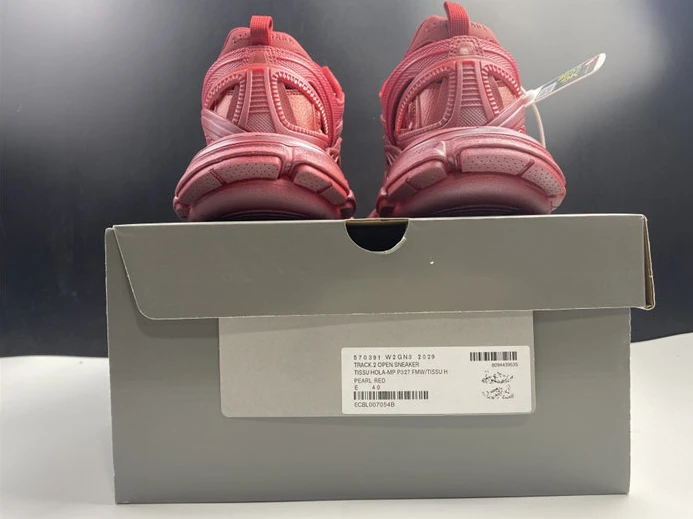 BLCG TRACK SNEAKER 570391 W2GN3 2029 Popular 3512