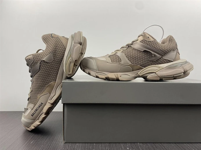 BLCG TRACK SNEAKER 700875 W3RF3 9697 BestValue 3475