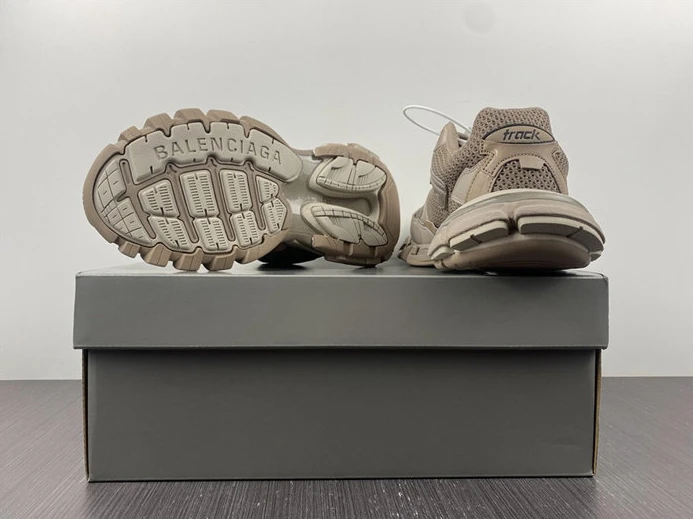 BLCG TRACK SNEAKER 700875 W3RF3 9697 BestValue 3475