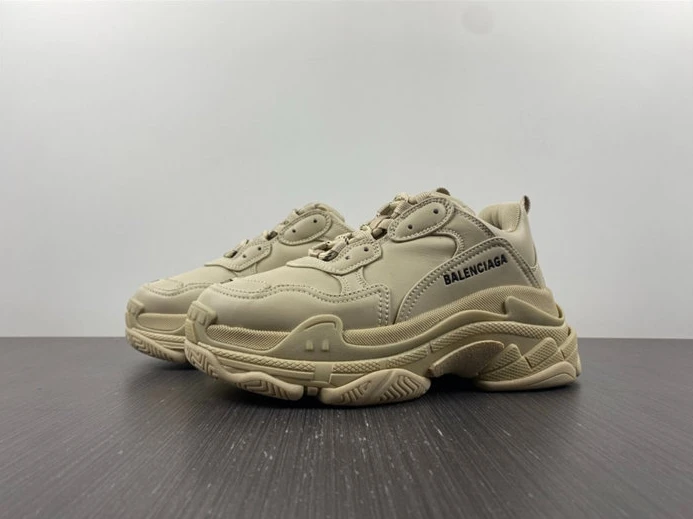 BLCG TRIPLE S SNEAKER 536737 W2FW1 4561 WellDesigned 3377