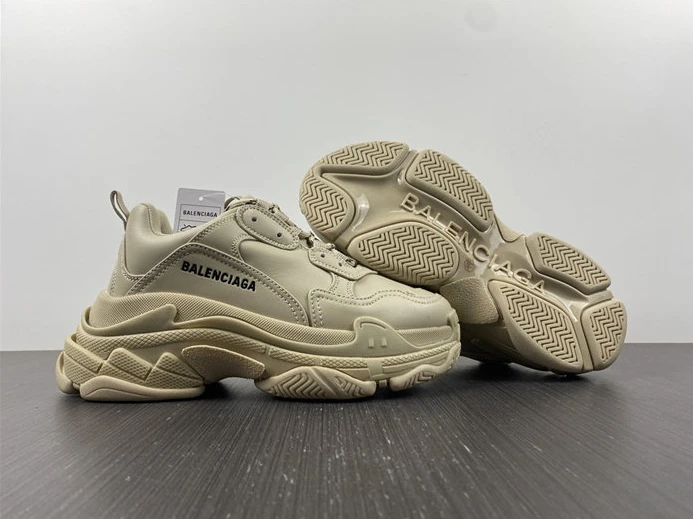 BLCG TRIPLE S SNEAKER 536737 W2FW1 4561 WellDesigned 3377
