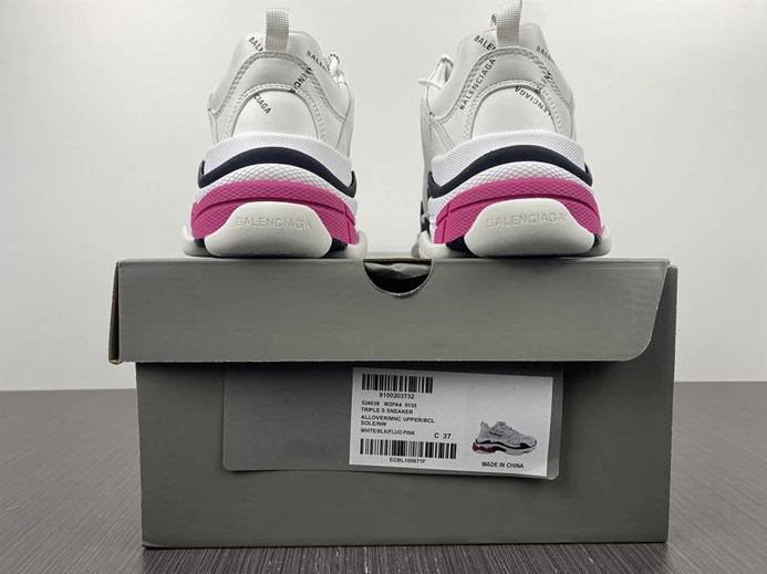 BLCG TRIPLE SNEAKER 524039 W2FA4 9155 NewStyle 3369