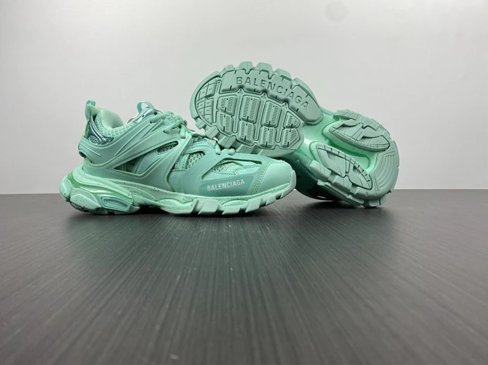 BLCG Track Recycled Green  542436 W3FE3 3000 StreetReady 3446