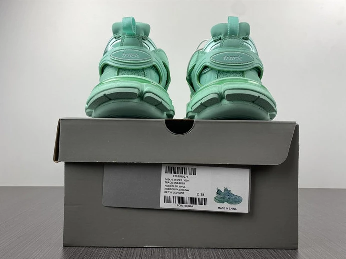 BLCG Track Recycled Green  542436 W3FE3 3000 StreetReady 3446