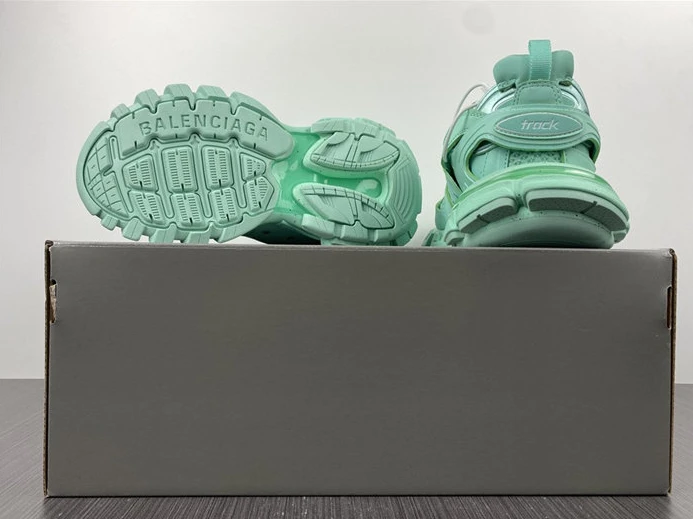 BLCG Track Recycled Green  542436 W3FE3 3000 StreetReady 3446