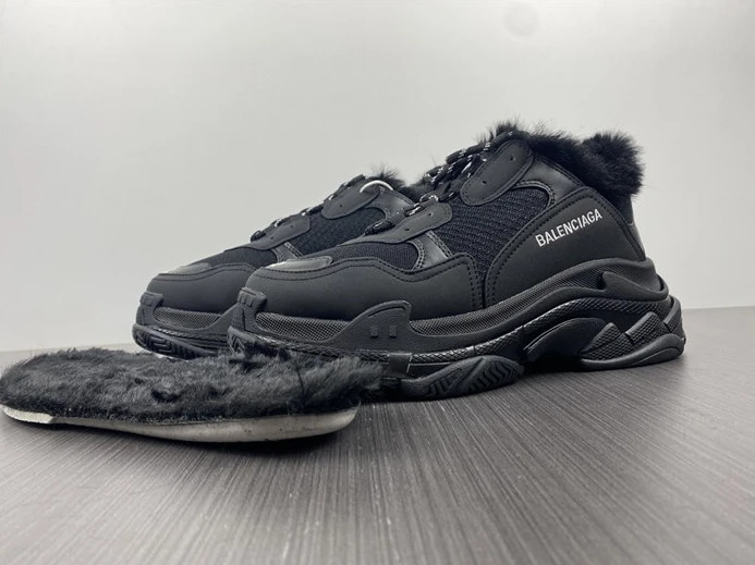 BLCG Triple S Fake Fur Black 668563 W3CQ5 1000 NewStyle 3364
