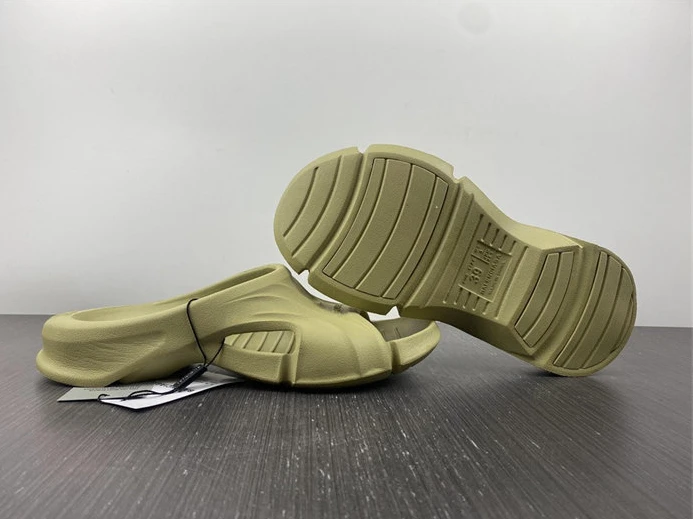 BestValue 4792 BLCG SLIPPERS 3056