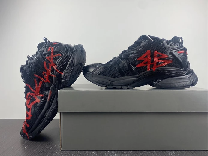 BestValue 950 Balenciaga Runner Black Red 3340