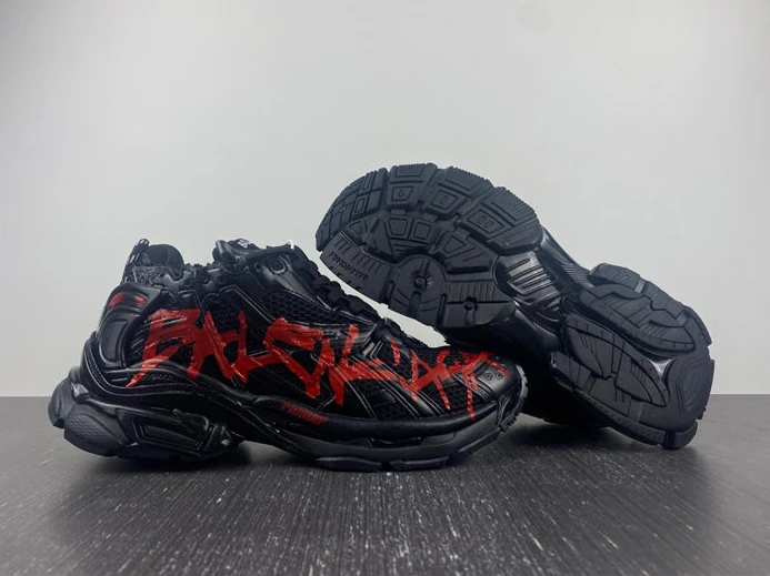 BestValue 950 Balenciaga Runner Black Red 3340