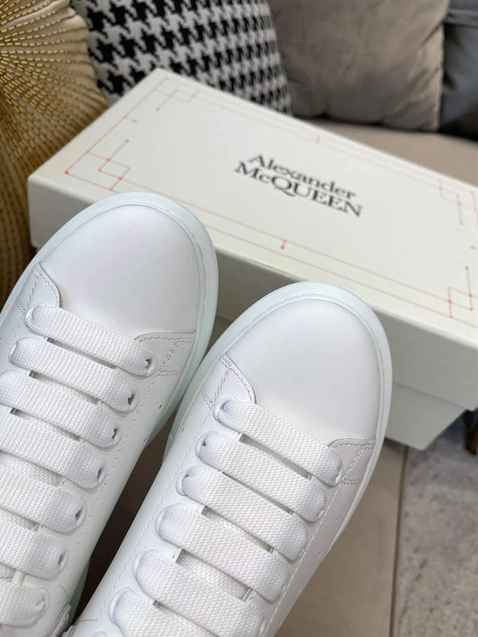 BestValue Alexander McQueen Oversized 1315