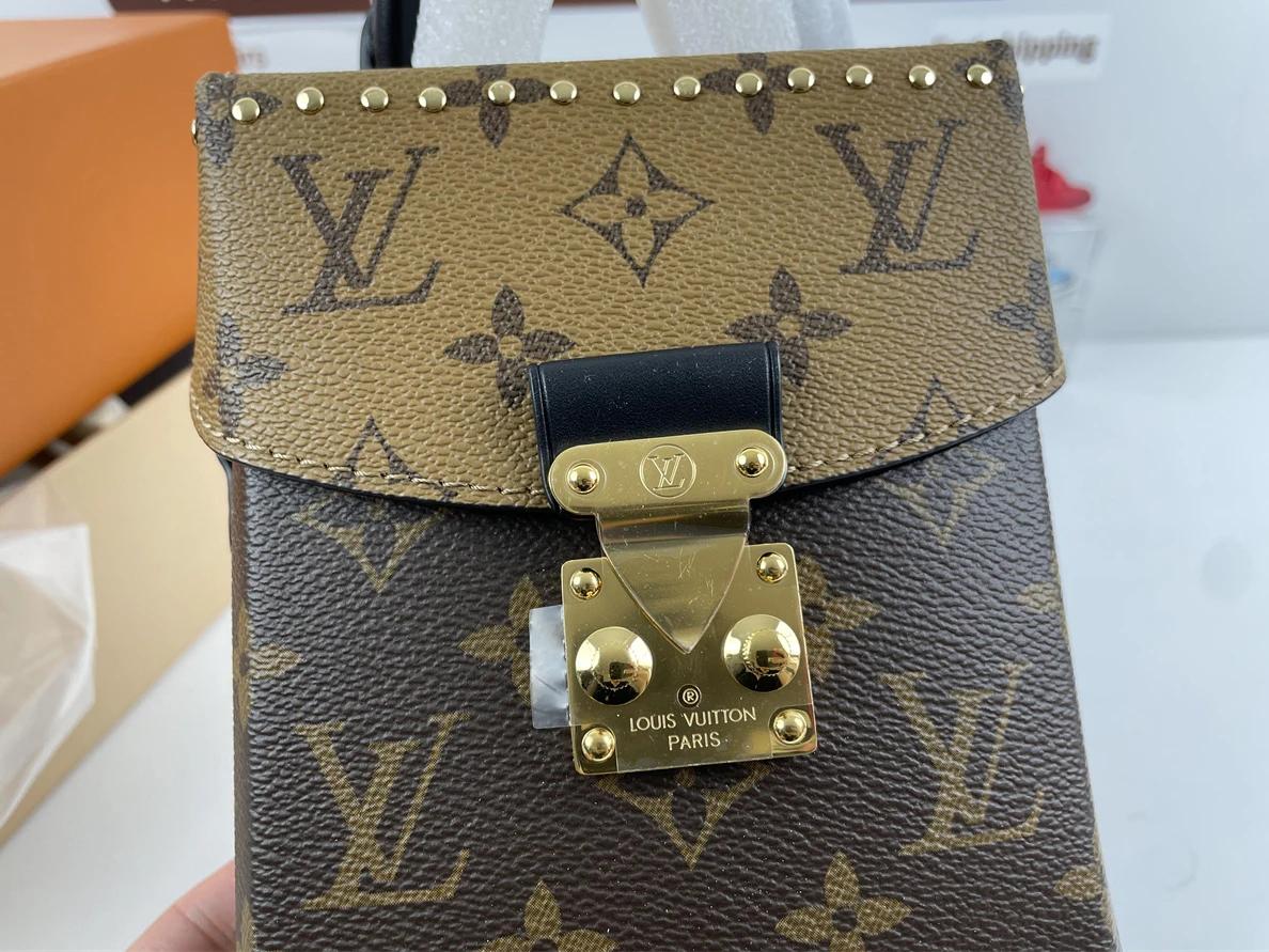 BestValue LV Camera Box (17.6x12.5x6cm) 203