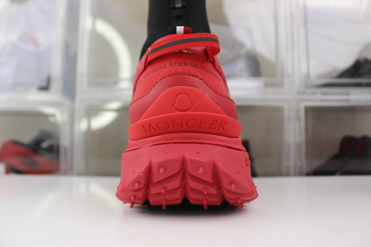 BestValue Moncler Trailgrip Black Red (EURO36-46) 3301