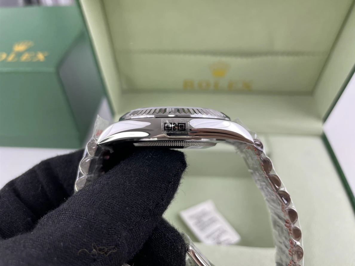 BestValue Rolex Oyster Perpetual Diamonds Datejust Watch ( 41mm) 323