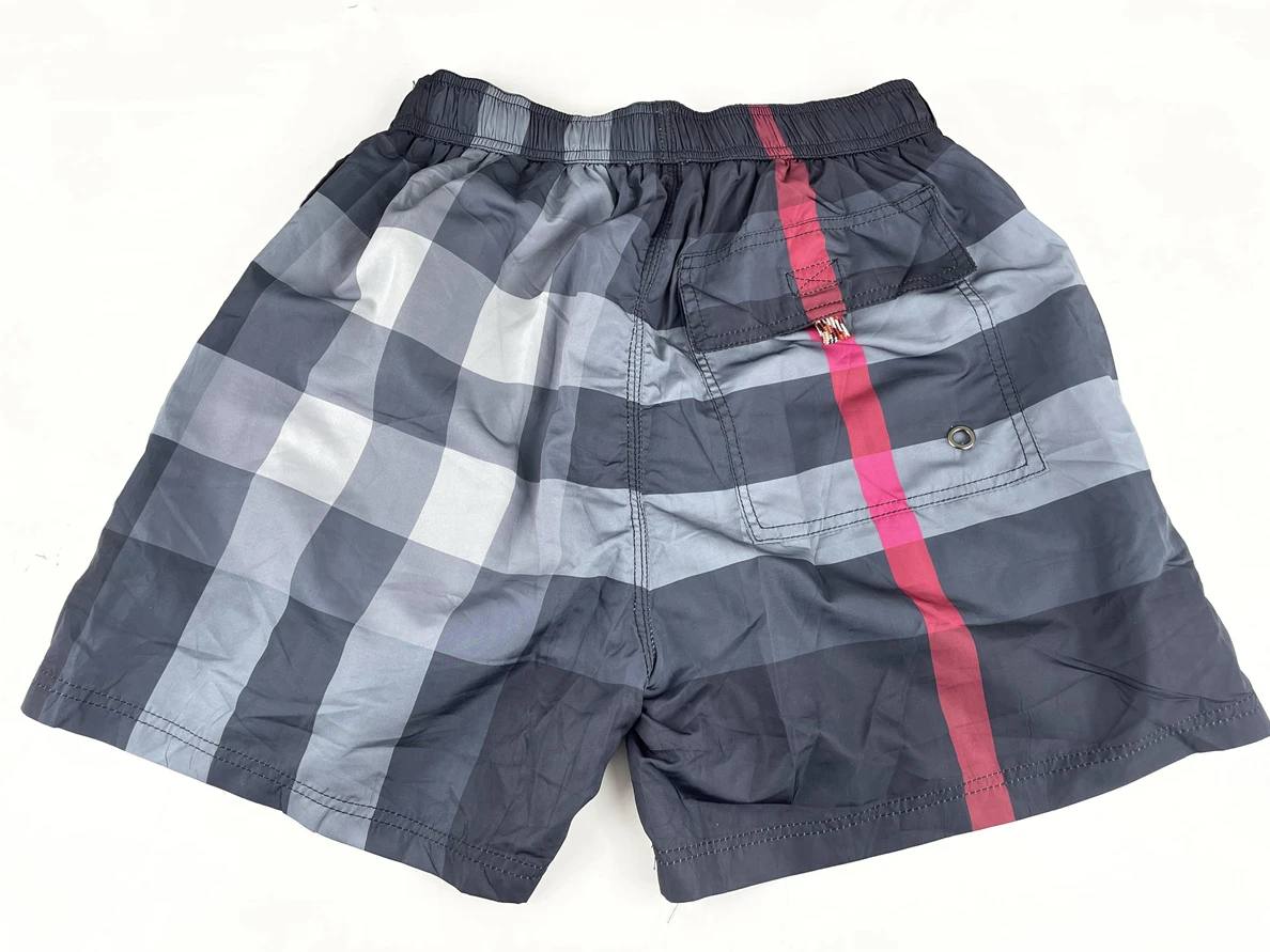 Burberry Mens Short Pants UrbanStyle 44