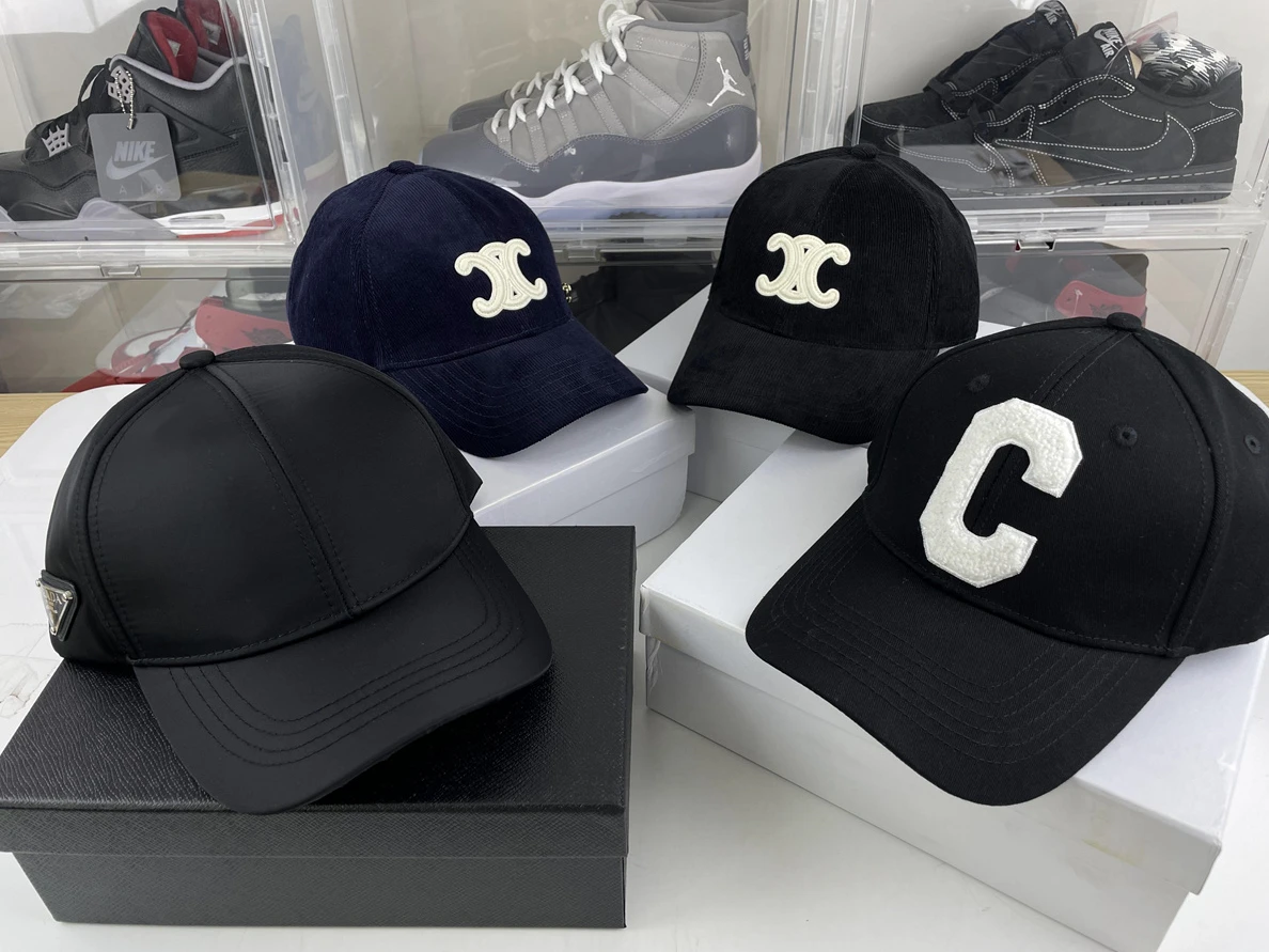 CELINE   PRADA hat Peaked Cap (price for each pcs) EasyMatch 359