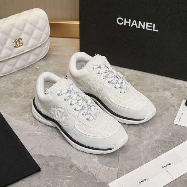 Comfortable Chanel Sneakers 1267