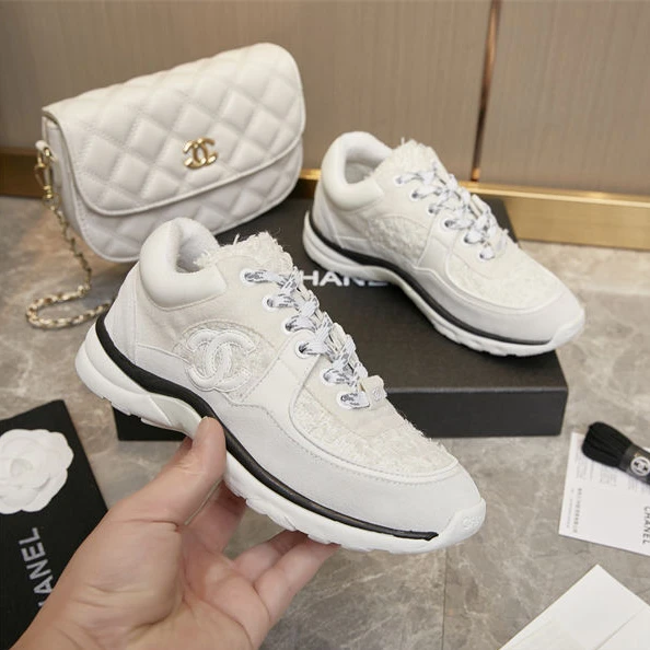Comfortable Chanel Sneakers 1267